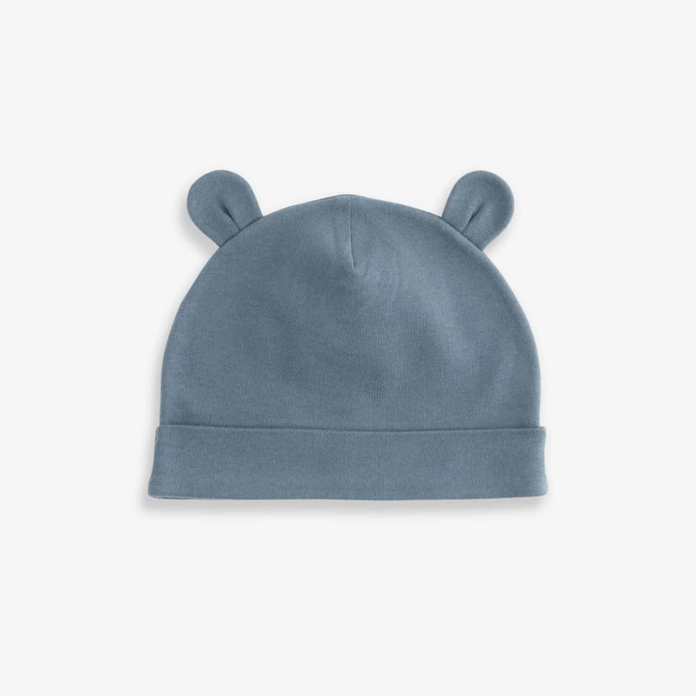 White Delicate Double Pom Baby Hat – Soft & Cozy Warmth for Little Heads